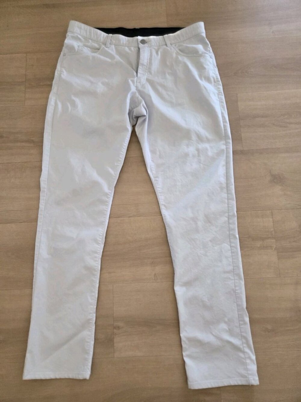 Nike Golf Dri-fit Mens Light Gray Pants Slim Fit Size 34 X 34. EUC